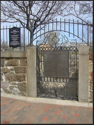 image, gate to Eliot burying ground