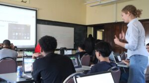 Students learning Unreal Engine 5.